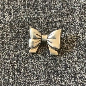 Vintage 1960”s Bow Pin